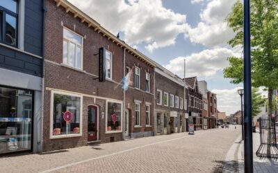 Particuliere belegger – Echt (NL): Omgevingsvergunning woningen boven winkels